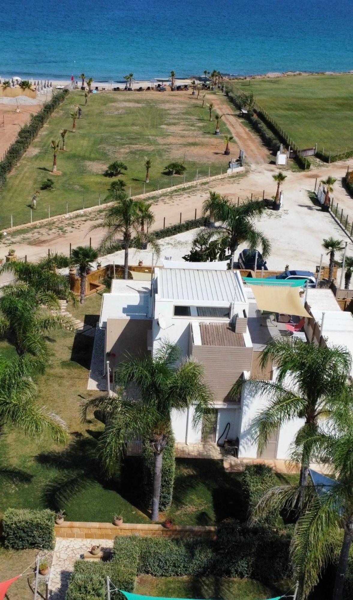 Arabel Villas Reitani Exterior photo